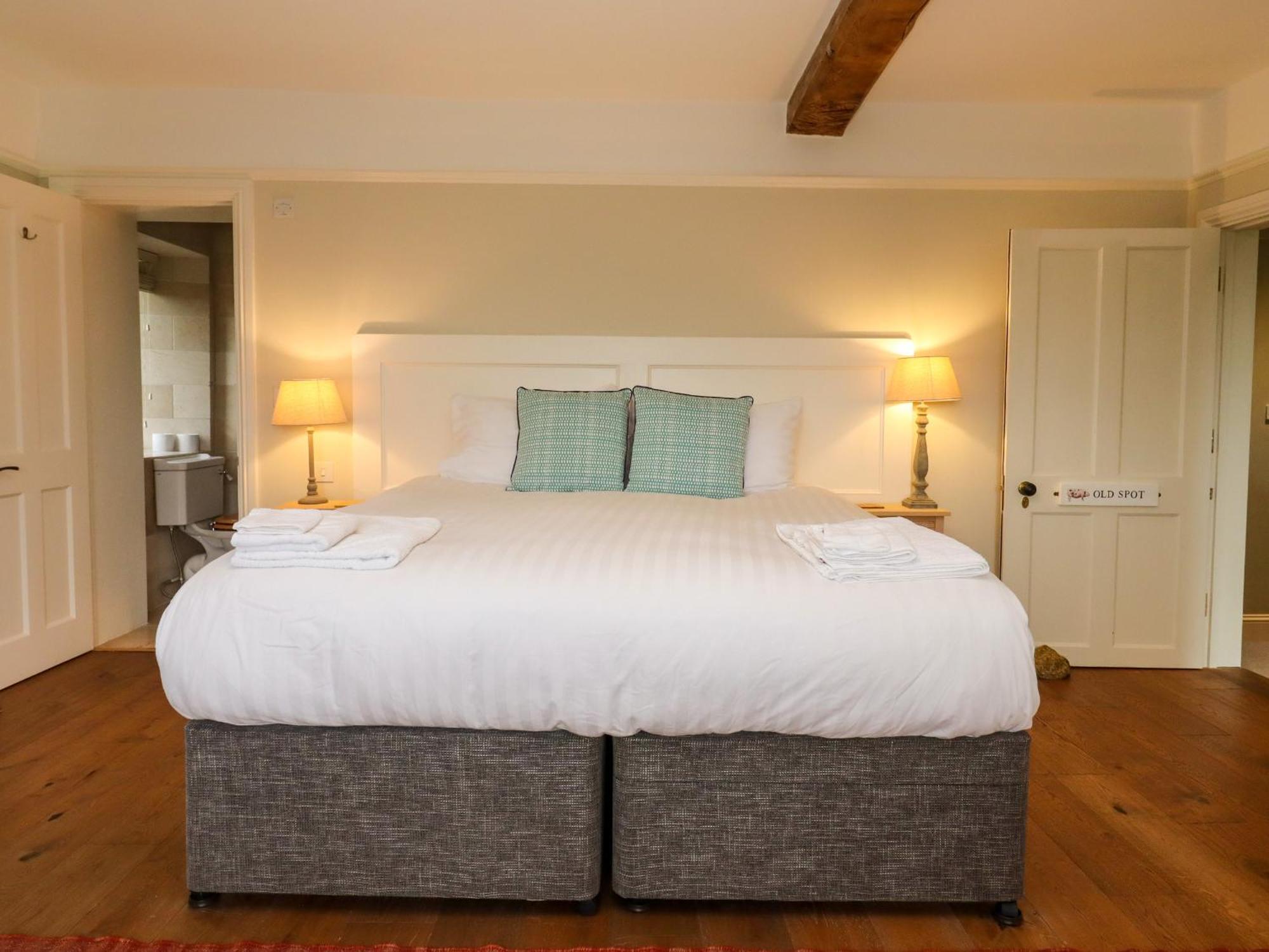 Hammonds Farmhouse Stroud  Esterno foto